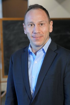 Headshot of William Robert