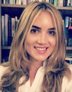 Headshot of Samantha Kang